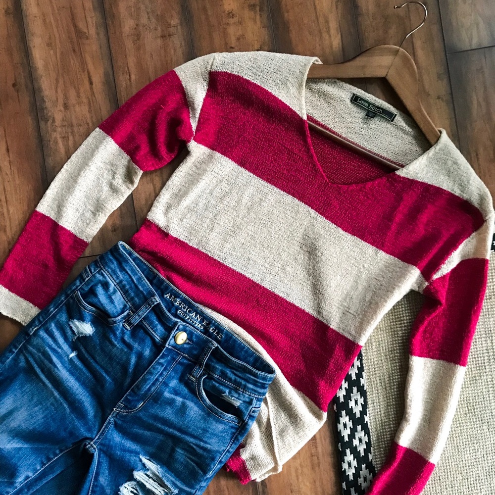 Love Stitch hi lo v-neck striped sweater M